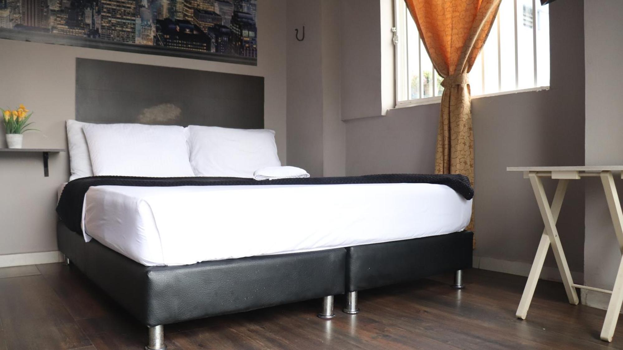 Hotel Simon Plaza Pereira Luaran gambar