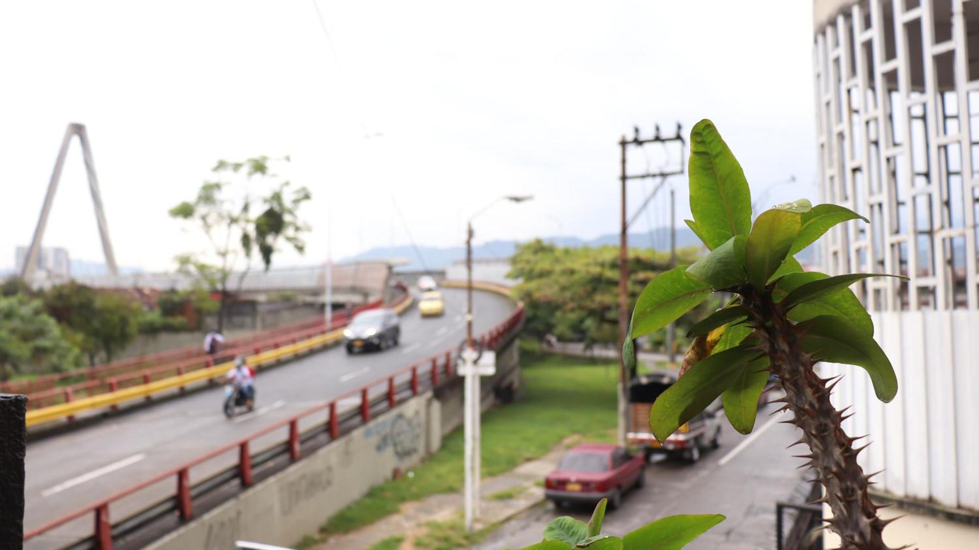 Hotel Simon Plaza Pereira Luaran gambar