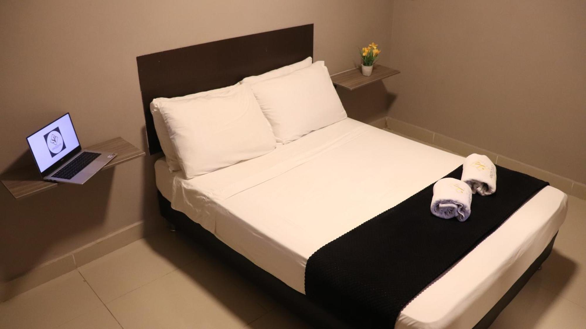 Hotel Simon Plaza Pereira Luaran gambar