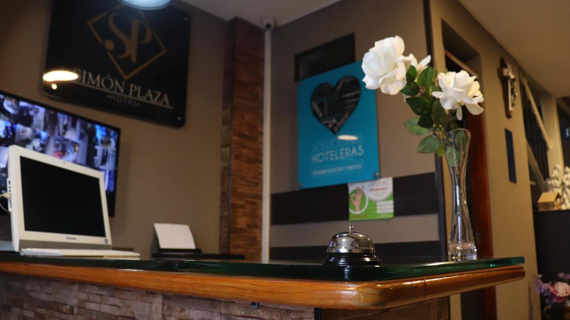 Hotel Simon Plaza Pereira Luaran gambar