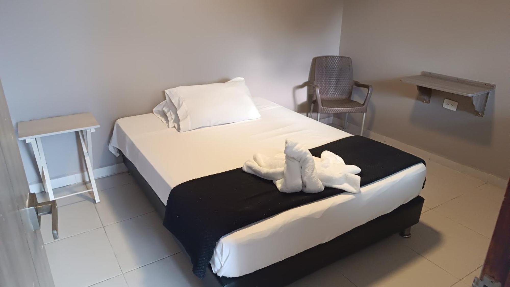 Hotel Simon Plaza Pereira Luaran gambar