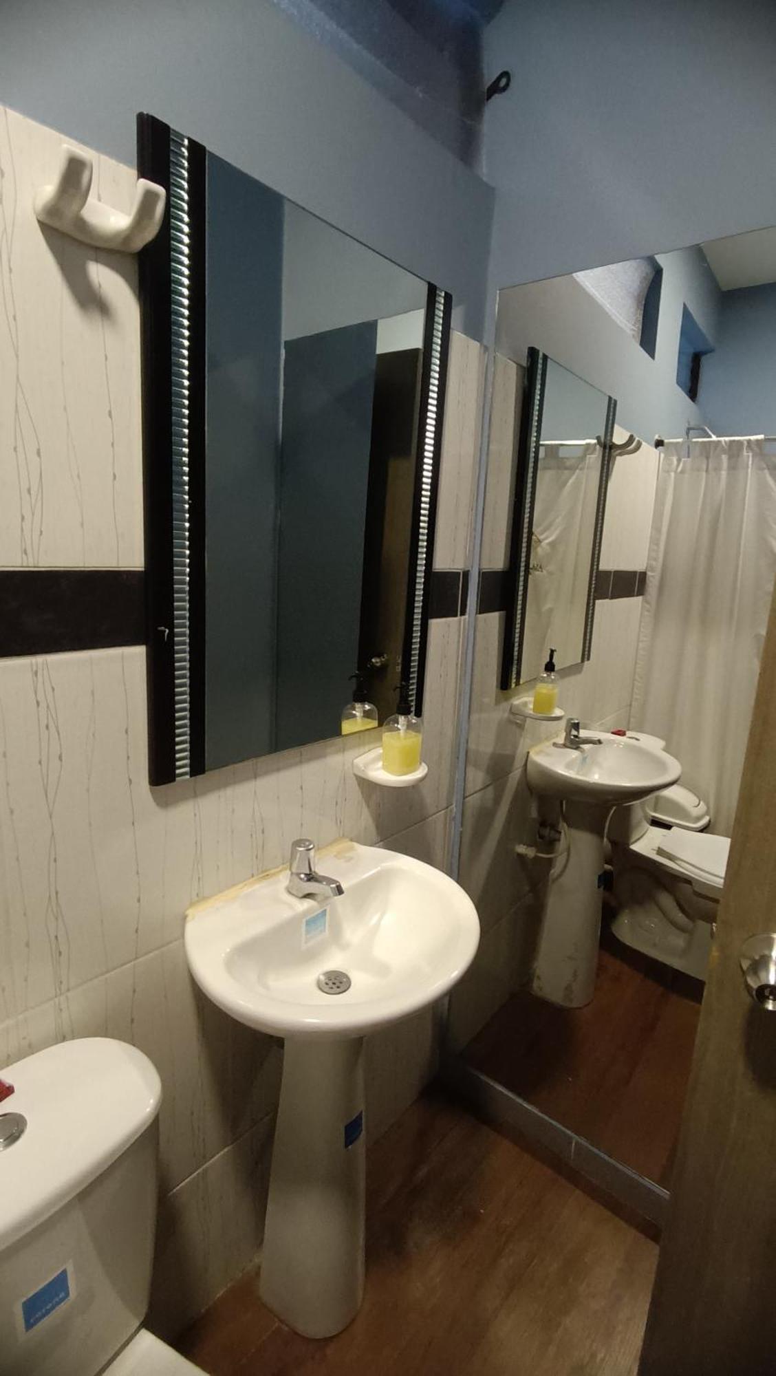 Hotel Simon Plaza Pereira Luaran gambar